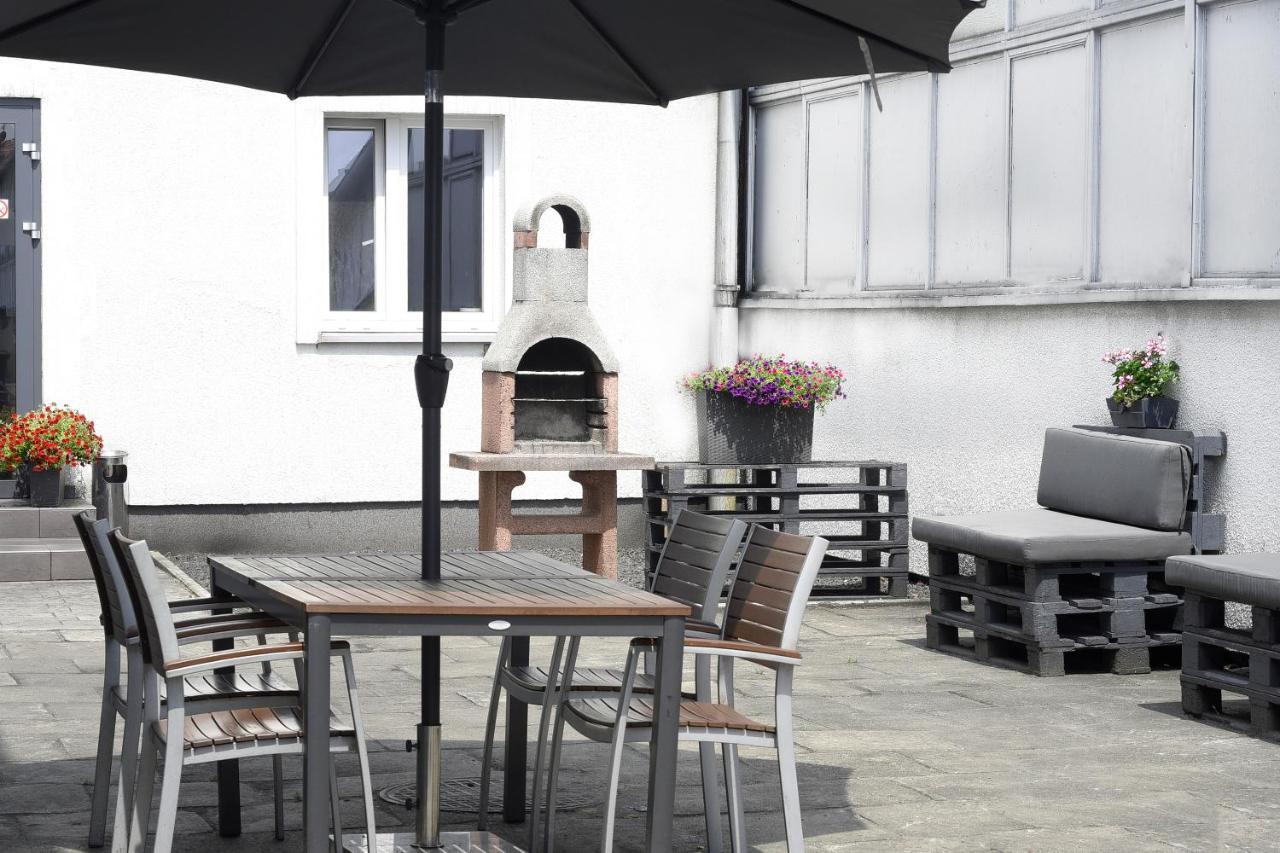 Hostel Helios Września Екстериор снимка