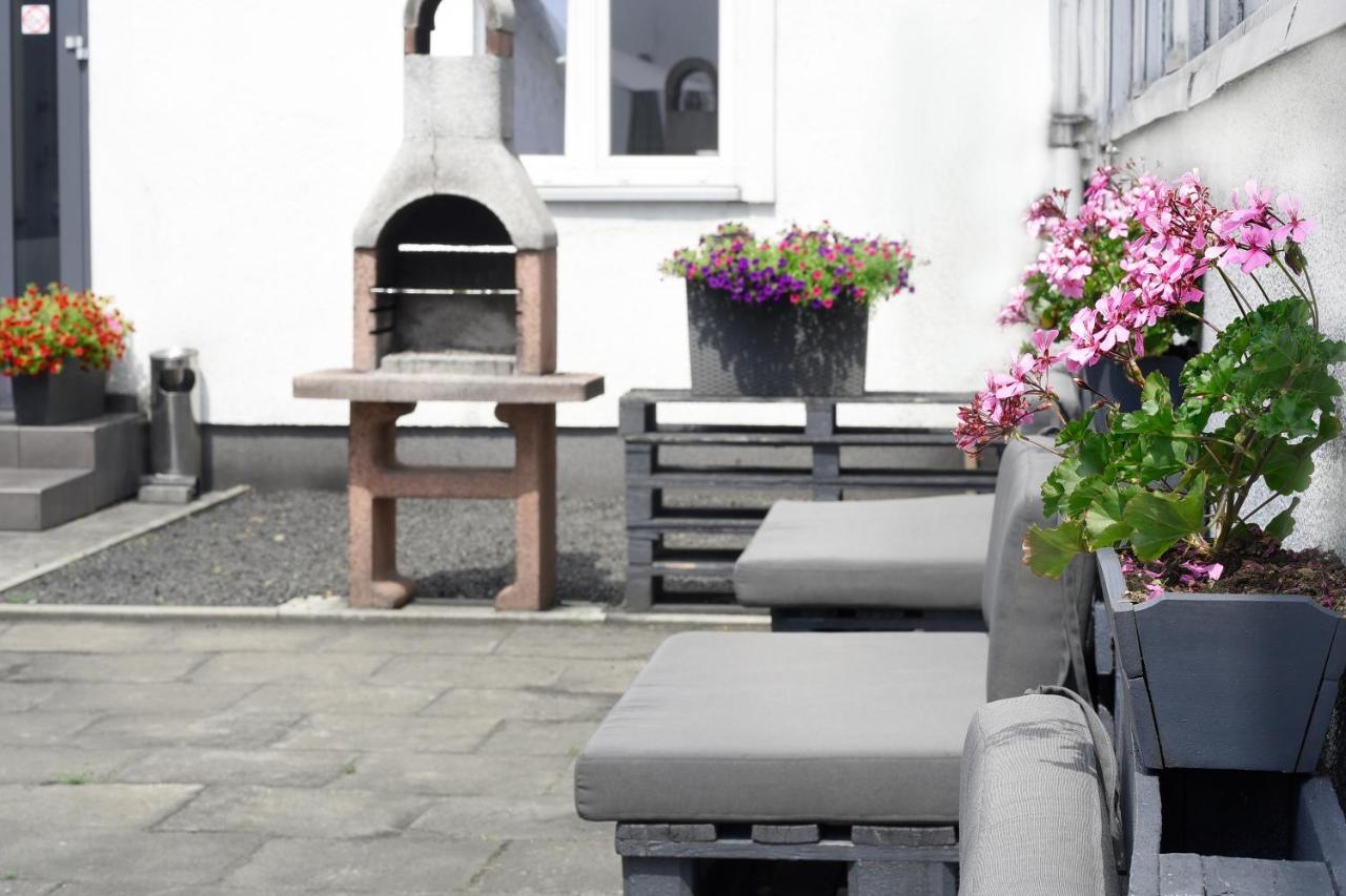 Hostel Helios Września Екстериор снимка