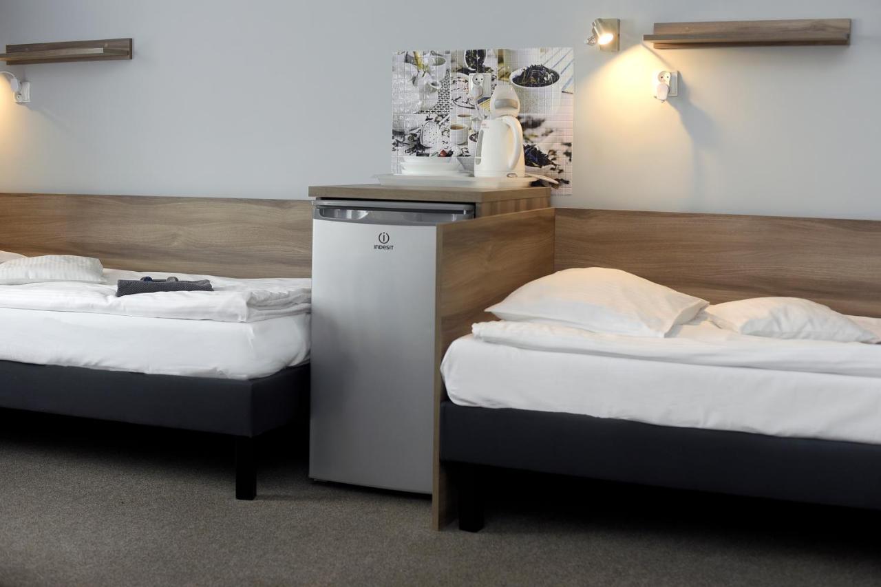 Hostel Helios Września Екстериор снимка