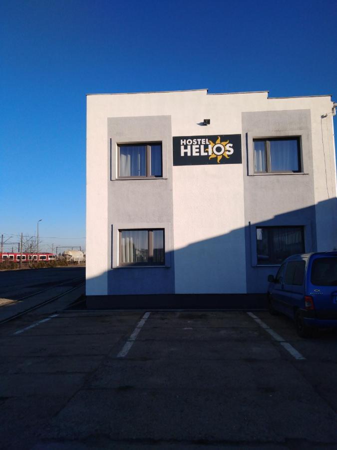 Hostel Helios Września Екстериор снимка